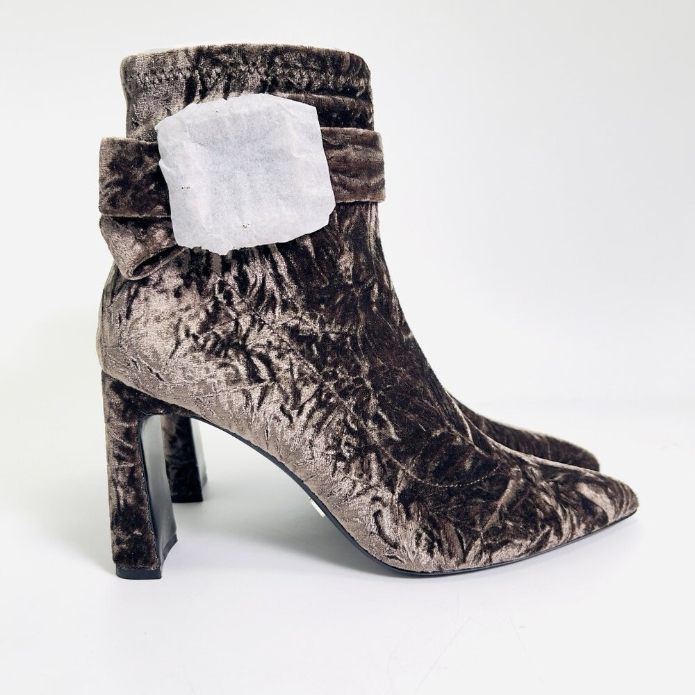 Badgley Mischka Adrian Brown Velvet Block Heel Booties Size 7.5 - Picture 3 of 8